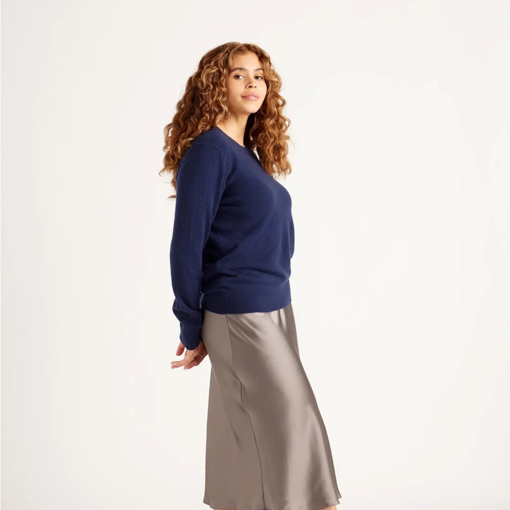 quince cashmere navy sweater